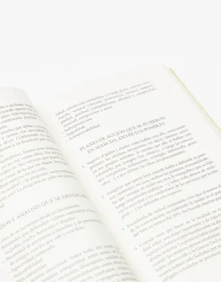 El Niño Que Venció A Brujas Y Dragones